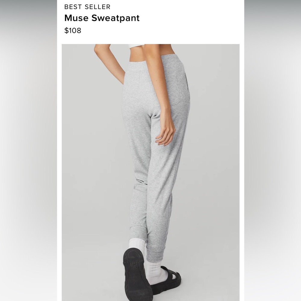 Alo Yoga Muse Sweatpants